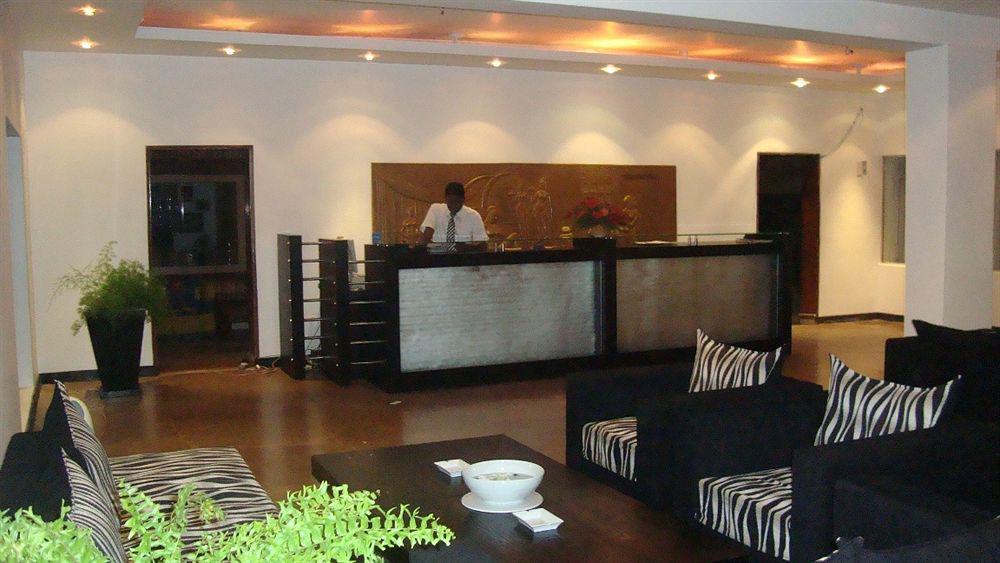 Golden Star Hotel 3*